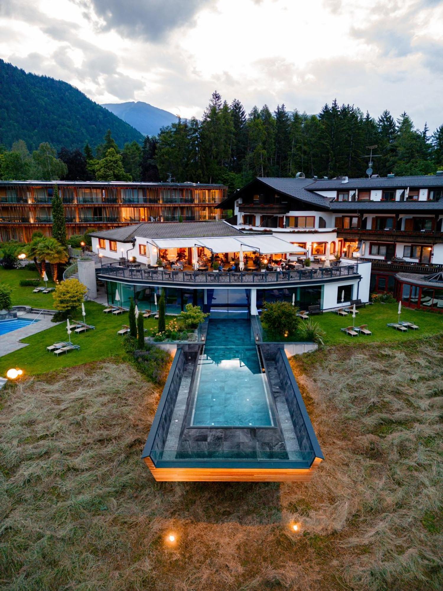 Der Waldhof Hotel โวลลัน ภายนอก รูปภาพ