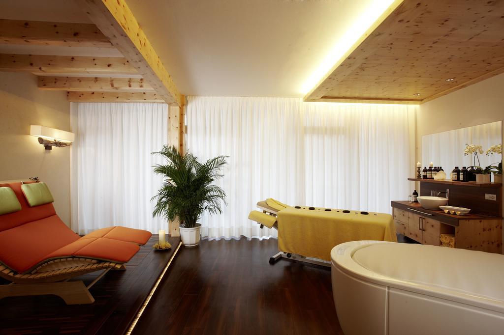 Der Waldhof Hotel โวลลัน ภายนอก รูปภาพ